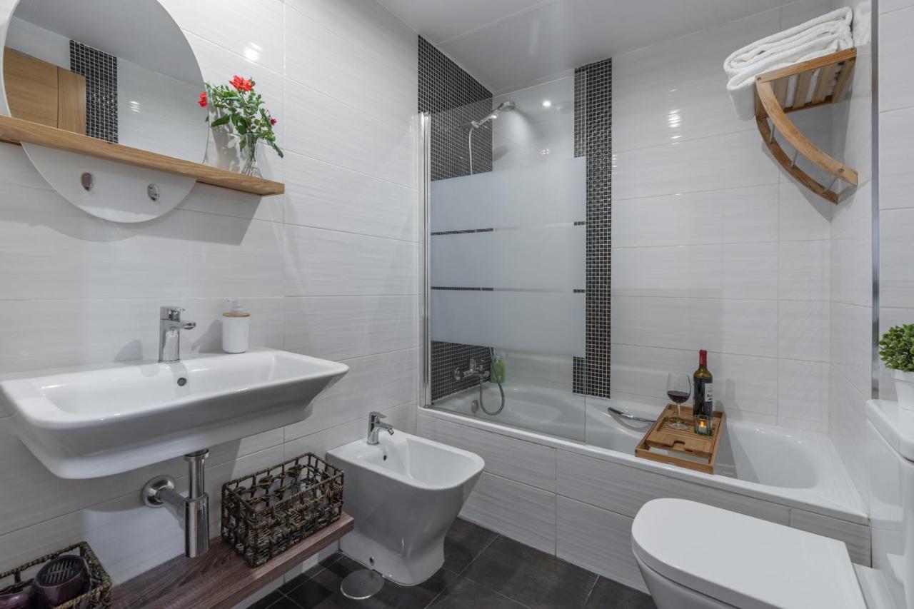 Apartamento Tuguest Postigo I Catedral - Free Parking Granada