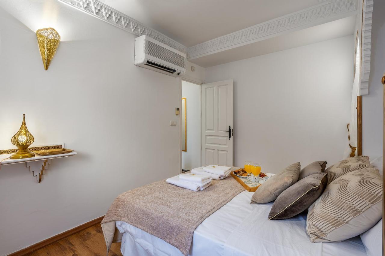 Adanar-apartamentos Muralla Ziri *