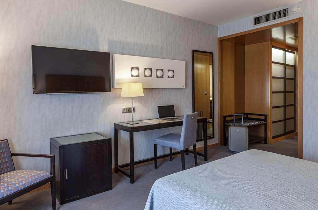 Macia Real De La Alhambra Hotel *