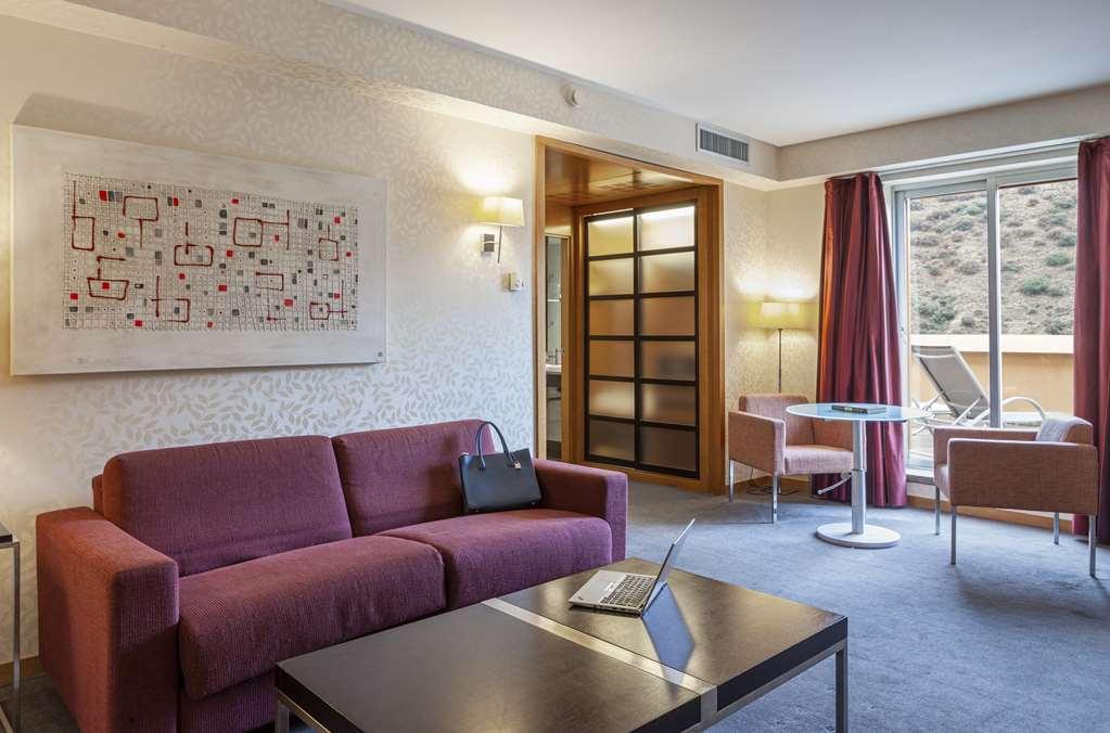 Hotel Macia Real De La Alhambra *