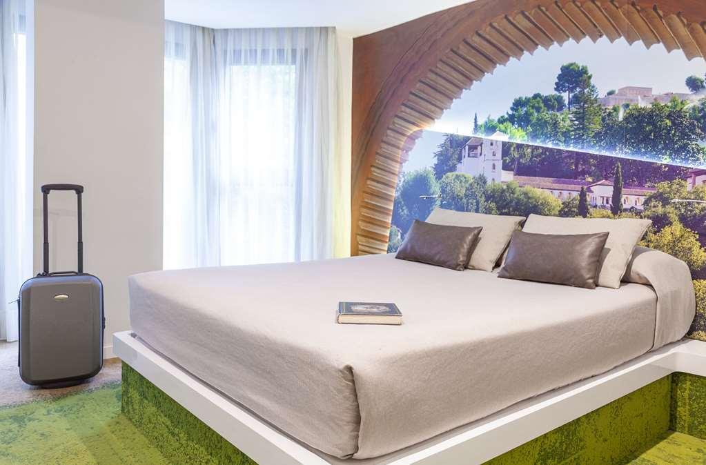 Five Senses And Hotel Granada