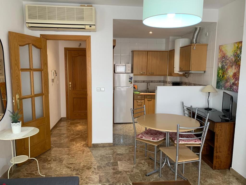 Con Encanto Y Parking Privado Y Gratuito Apartamento Granada