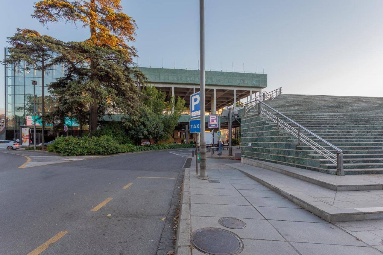Center Templo Garden Parking Gratis