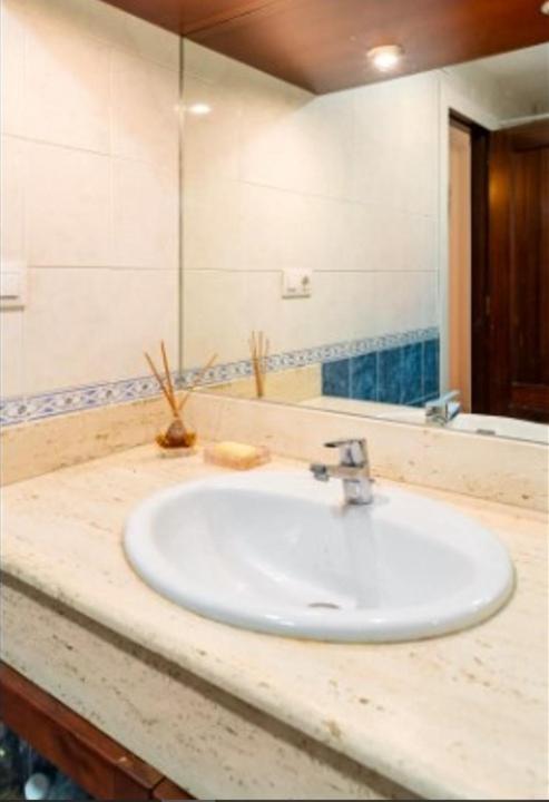 Habitación en casa particular Acogedora En Compartido Amplio Y Centrico *