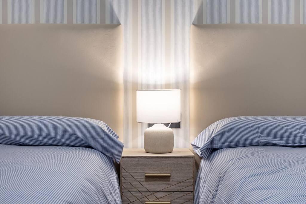 Luxury De Conde Cifuentes Apartamento