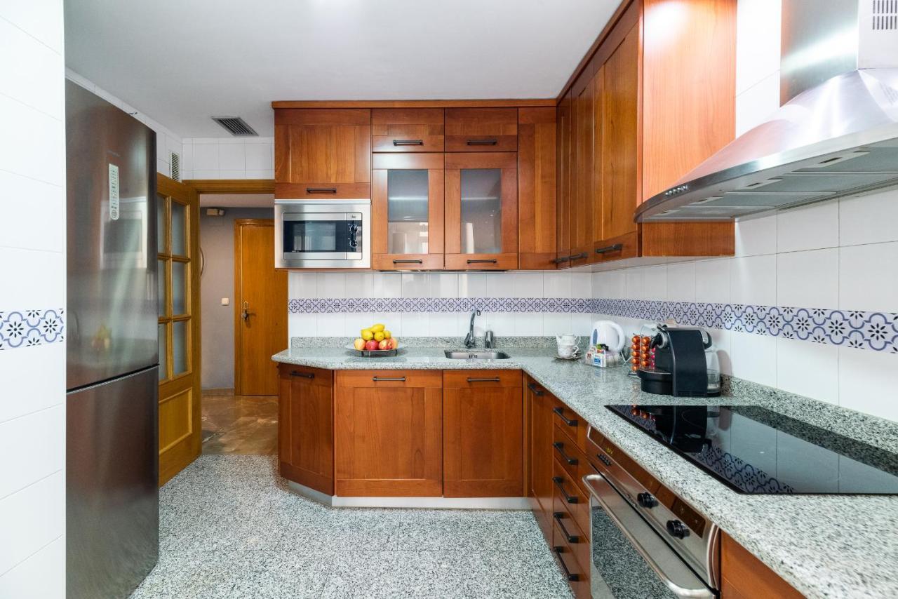 Apartamento Palacio Centrico Y Silencioso 4-8 Personas Granada