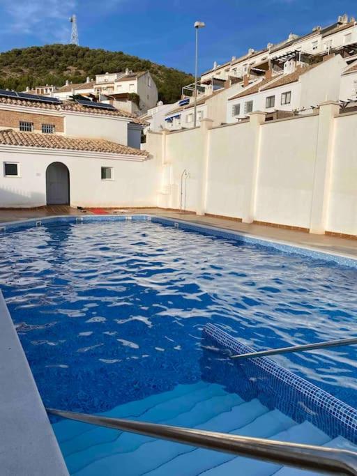 Сasa de vacaciones Casa Con Piscina Comunitaria En Albayzin Alto *