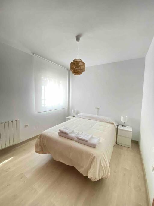 Casa Con Piscina Comunitaria En Albayzin Alto Сasa de vacaciones *
