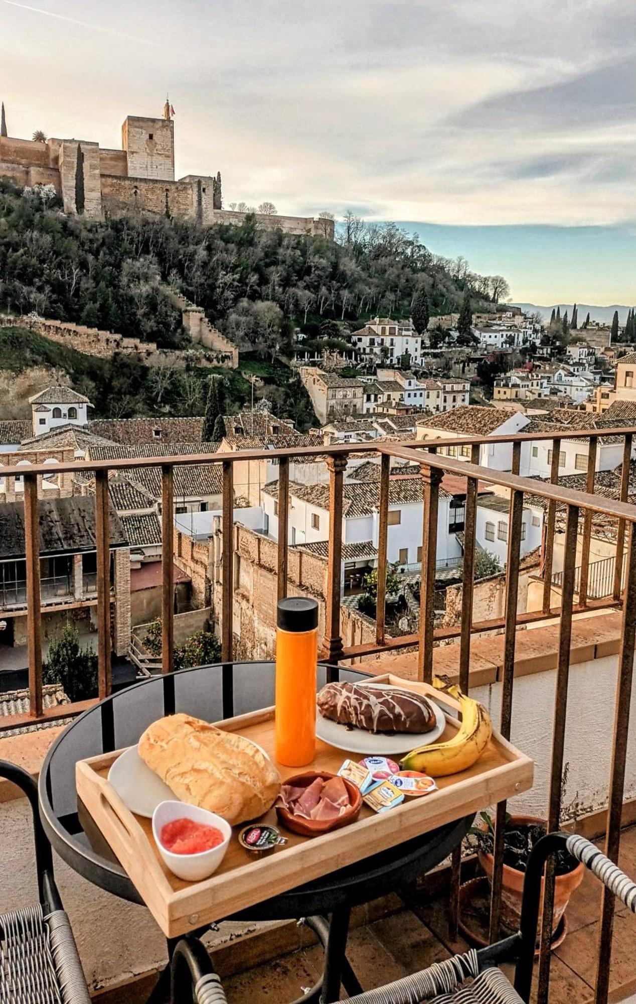 Turísticos Alhambra Apartamento *