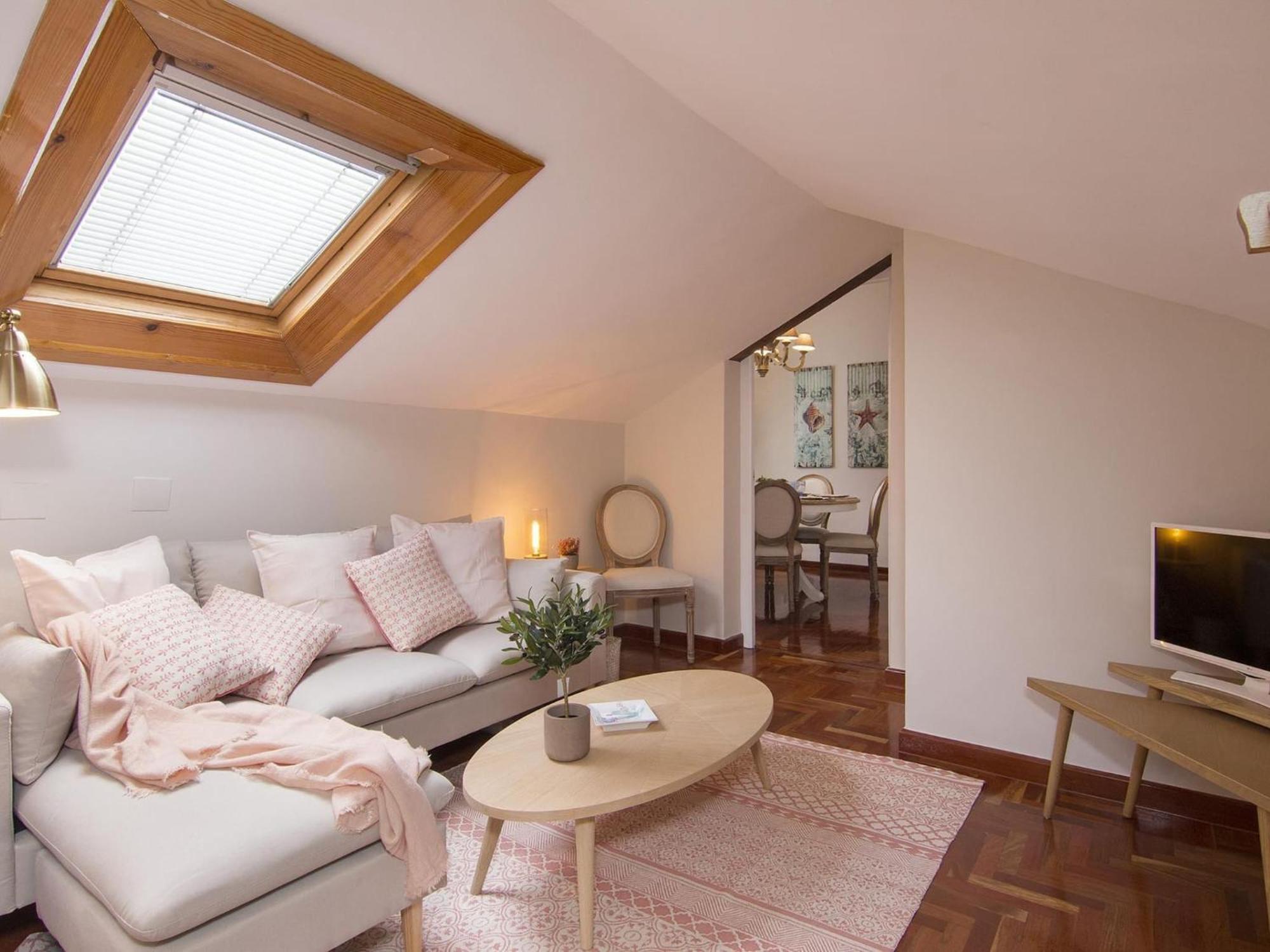 Chezmoihomes Alhambra Penthouse Apartamento