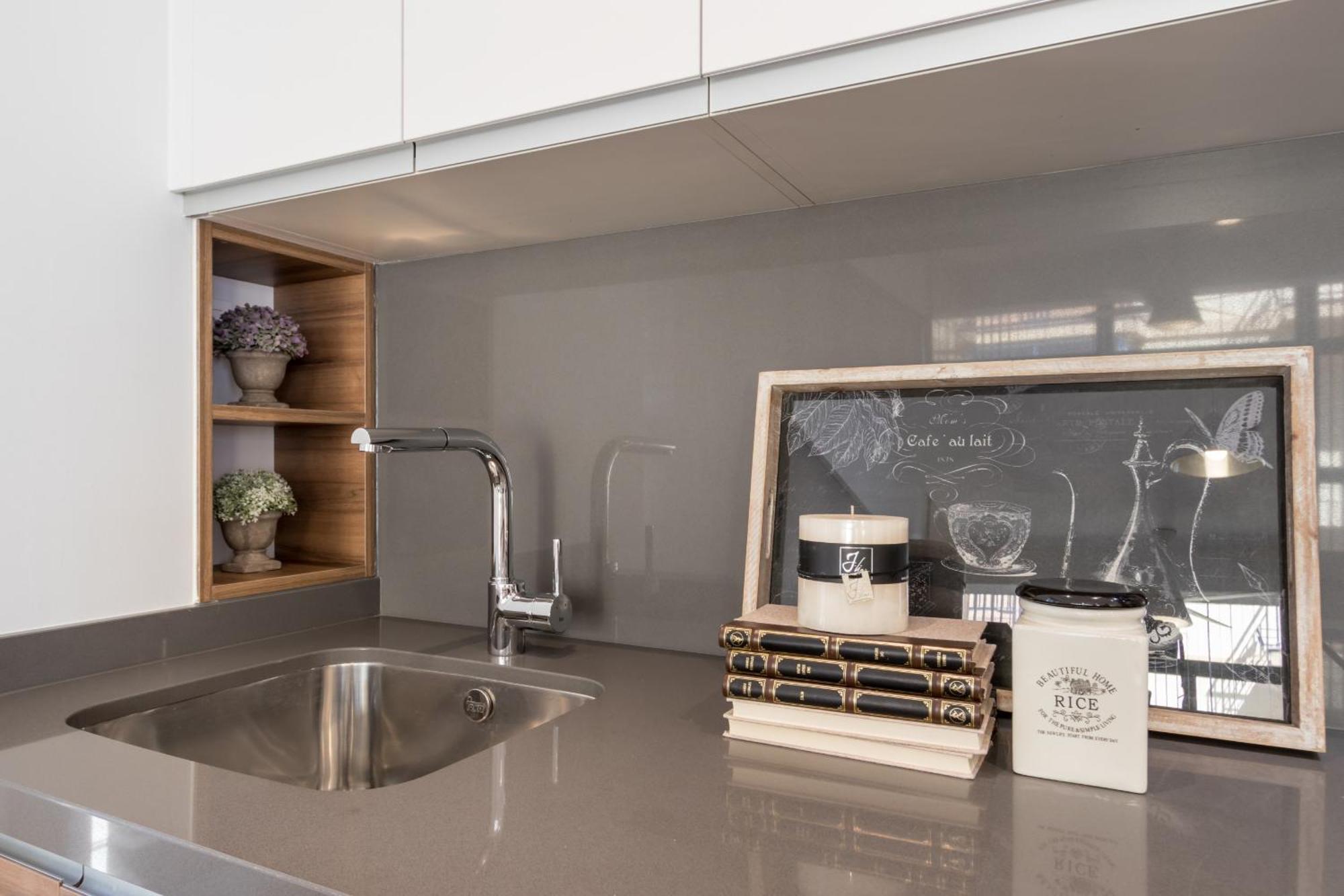 Chezmoihomes Plaza Nueva Premium