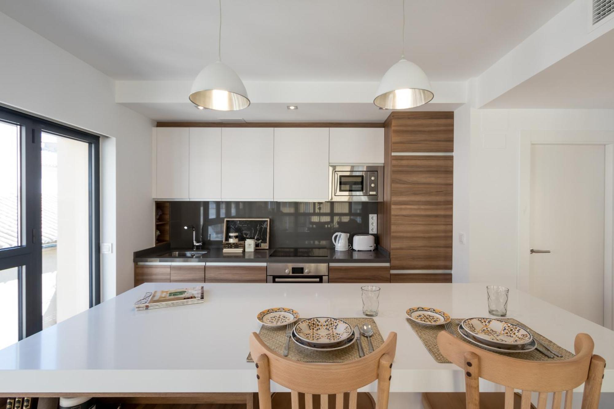 Apartment Chezmoihomes Plaza Nueva Premium