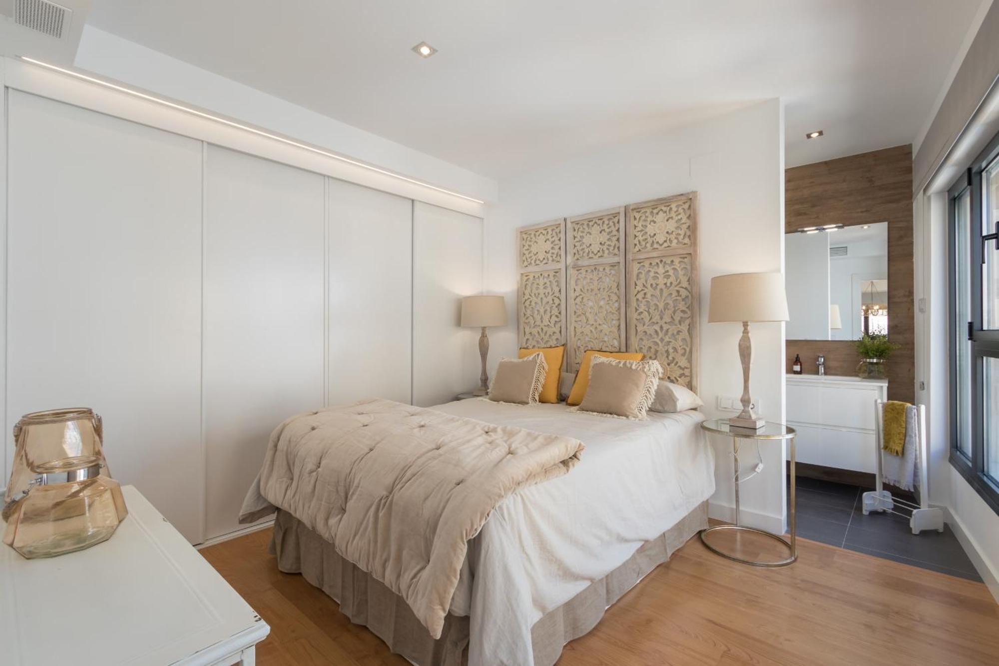 Apartment Chezmoihomes Plaza Nueva Premium