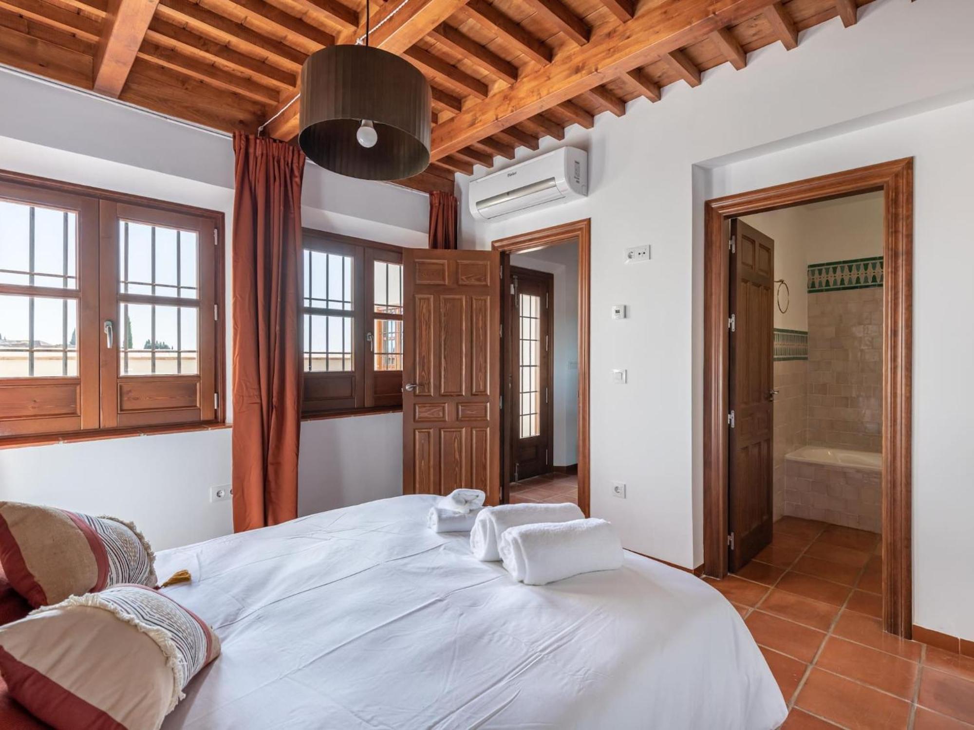 Luxury Alhambra Penthouse Collection Sacromonte Сasa de vacaciones *