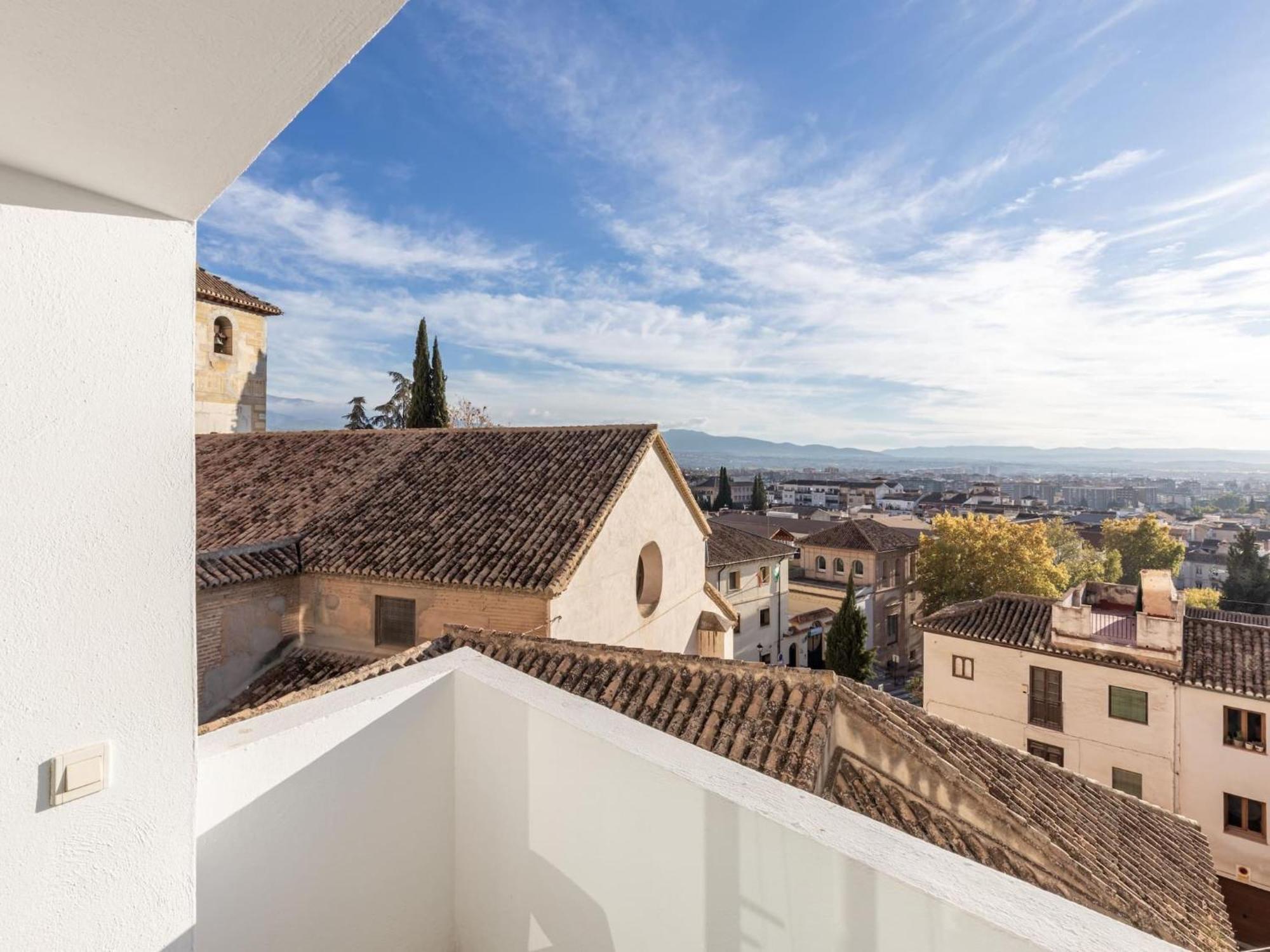 My White Wall Realejo * Granada