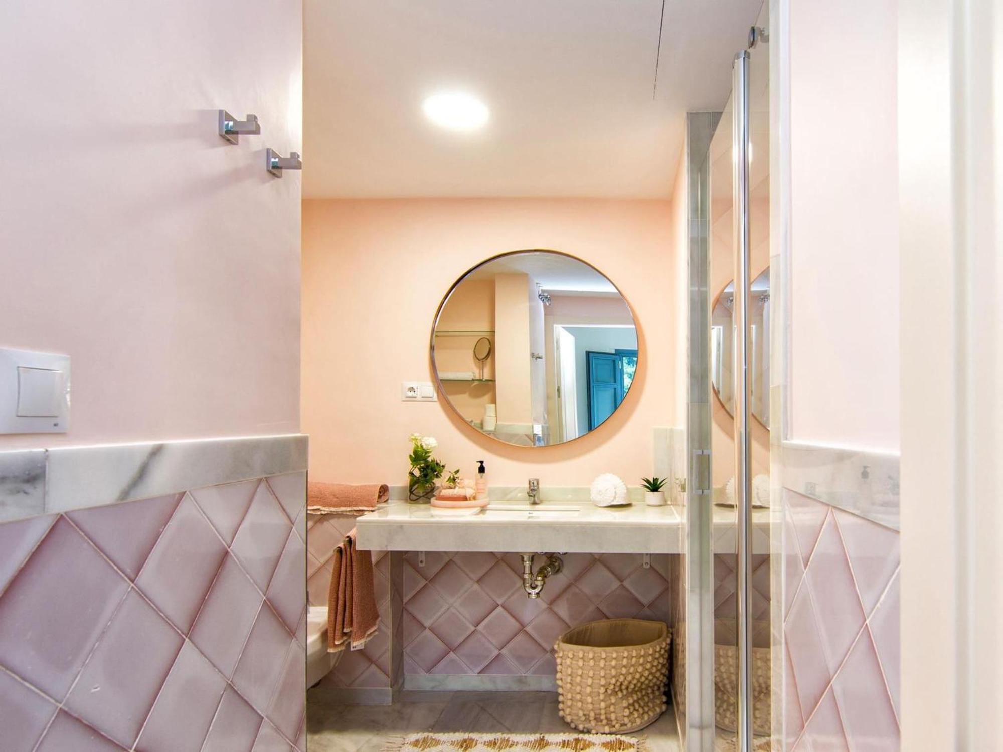 Apartment Chezmoihomes A Piece Of Heaven Over The Alhambra