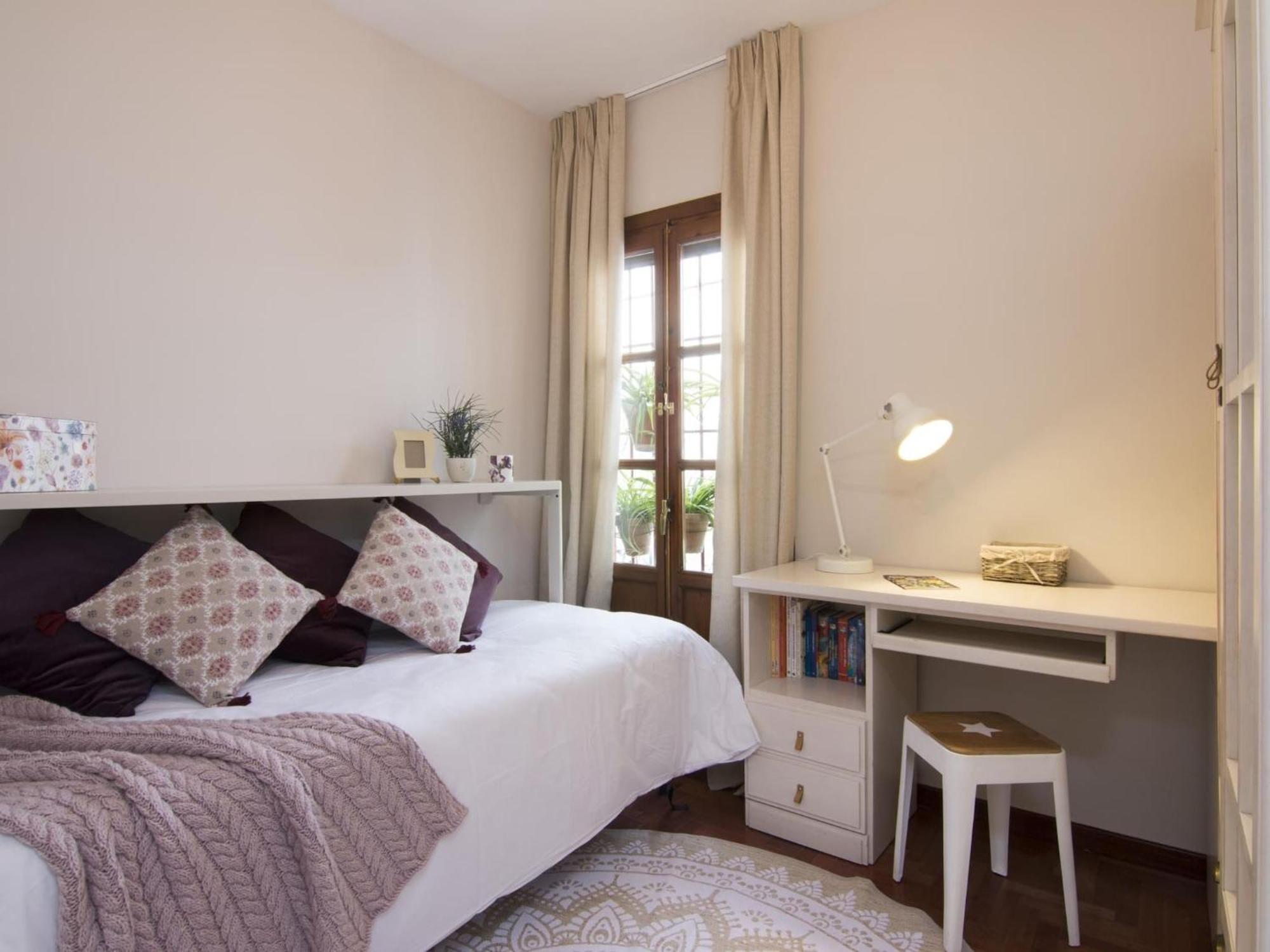 Chezmoihomes Alhambra Penthouse *