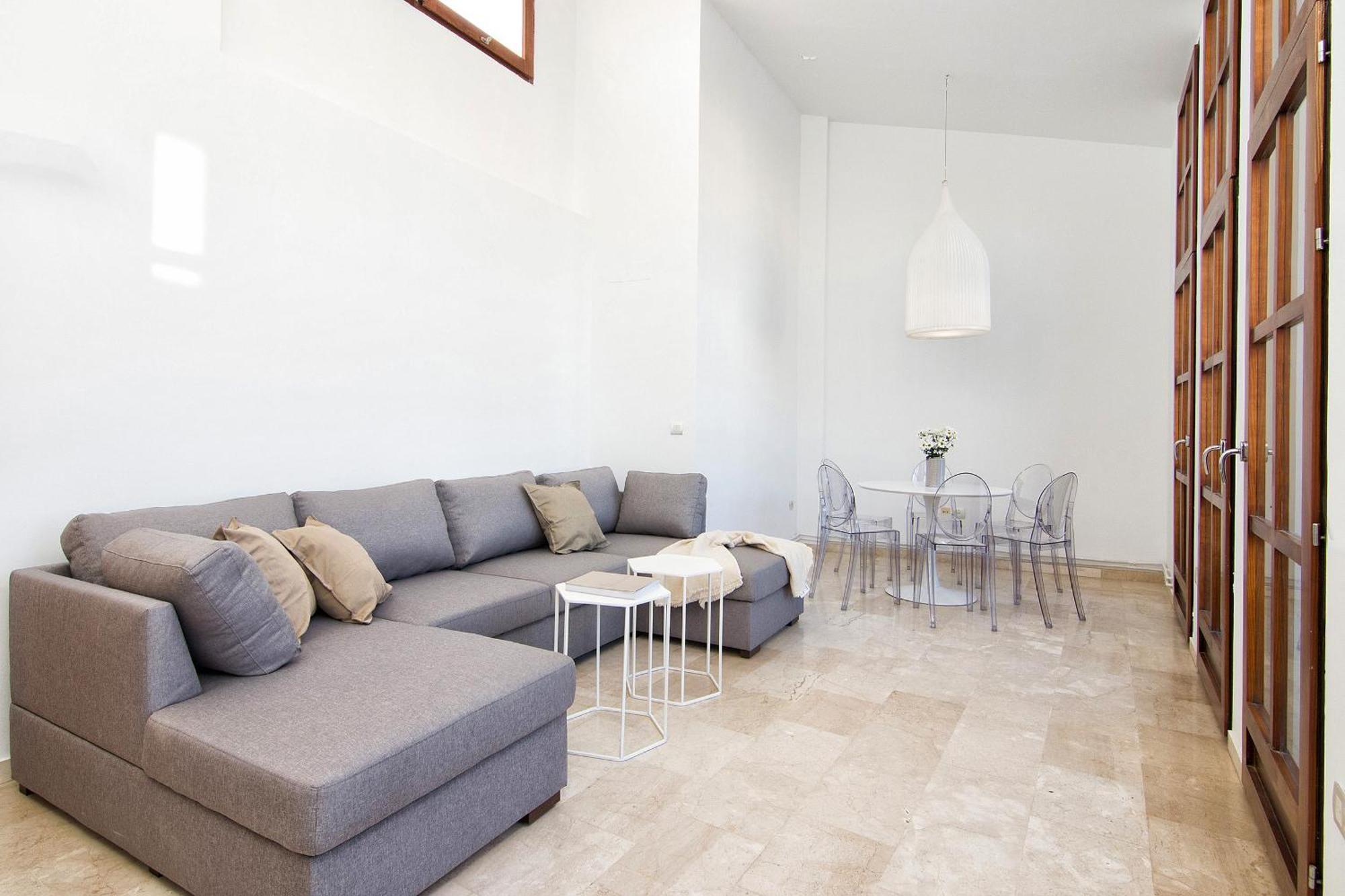 Bibrambla Penthouse Over Cathedral Apartment *