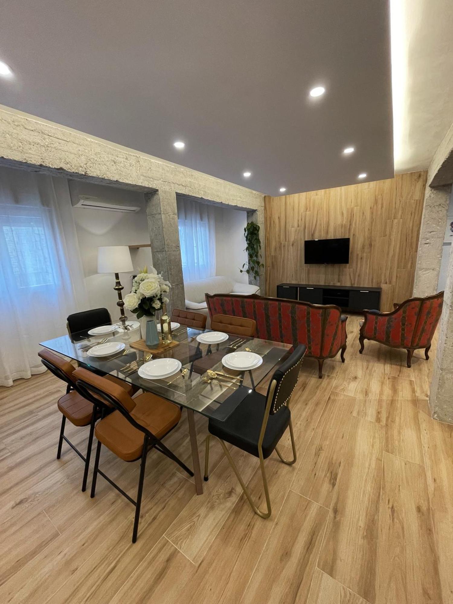 Palacio De Congresos Apartment