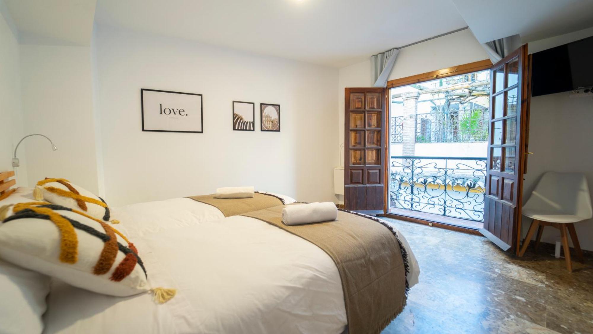 Homestay Carmen San Luis Albaicin, *
