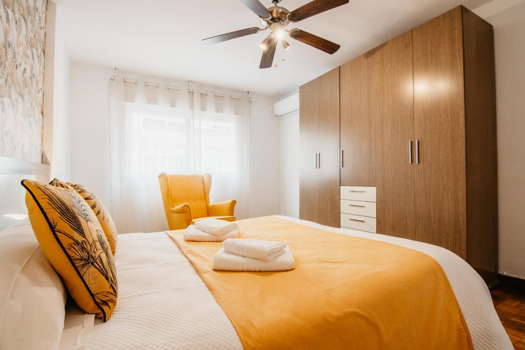 Apartamento Tuguest Maria Luisa - Free Parking Granada