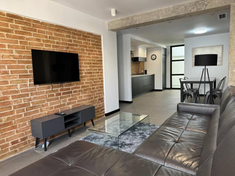 Apartment Dreaming Santa Clara