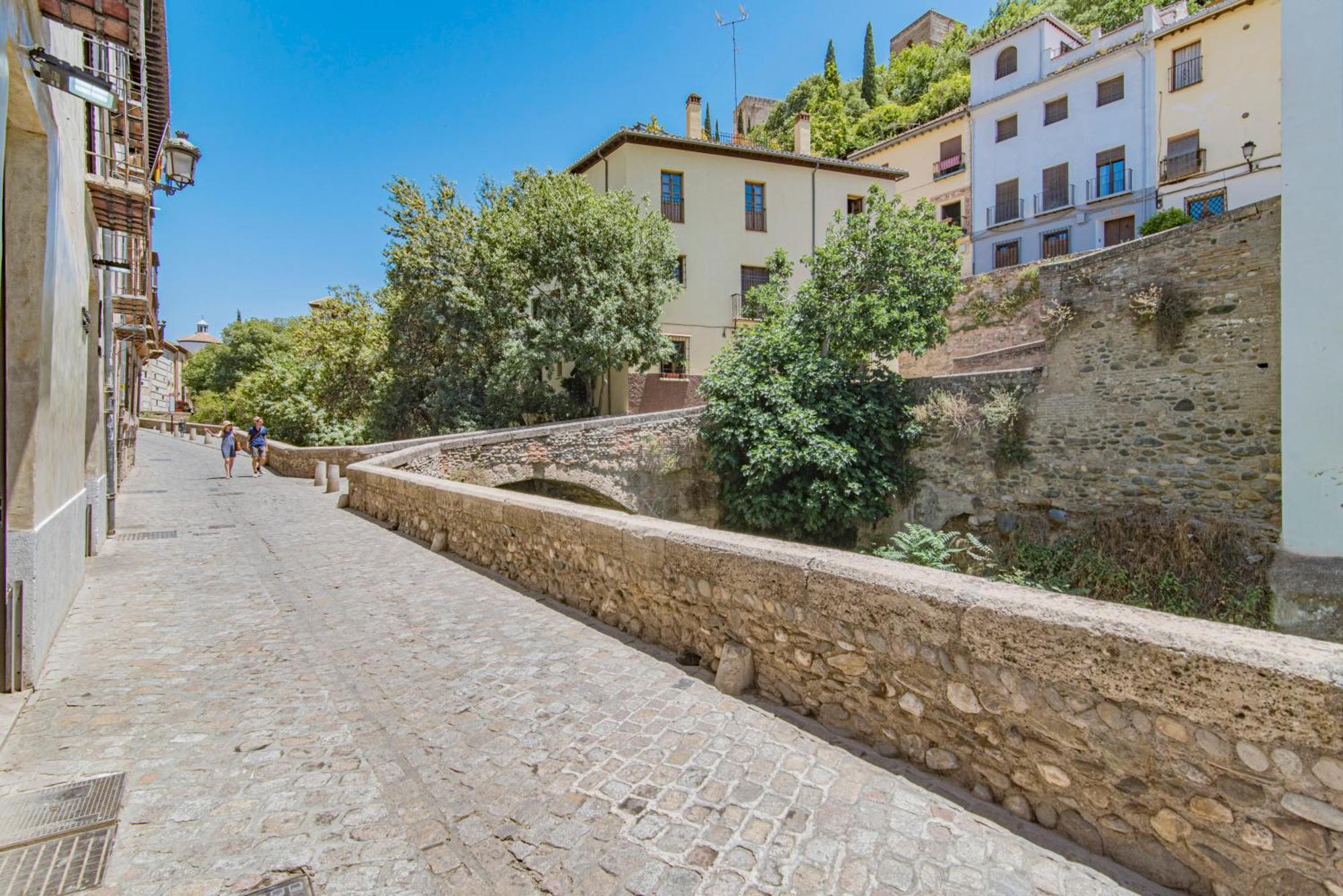 Gloria Bendita Granada