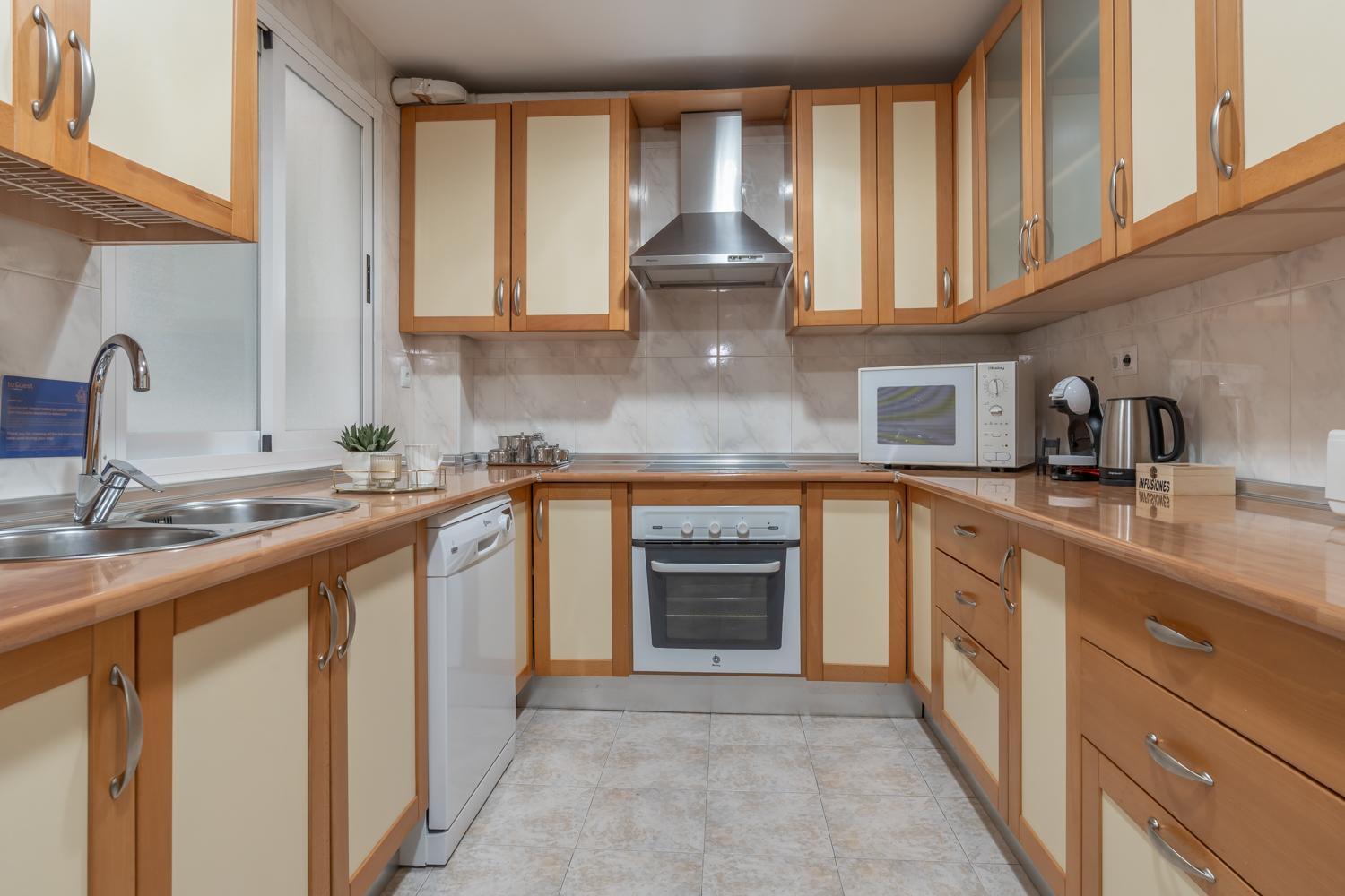 Apartamento Tuguest Gran Via 42 *
