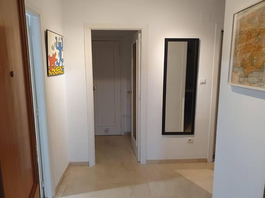 Acogedor Y Centrico Con Parking Apartamento *