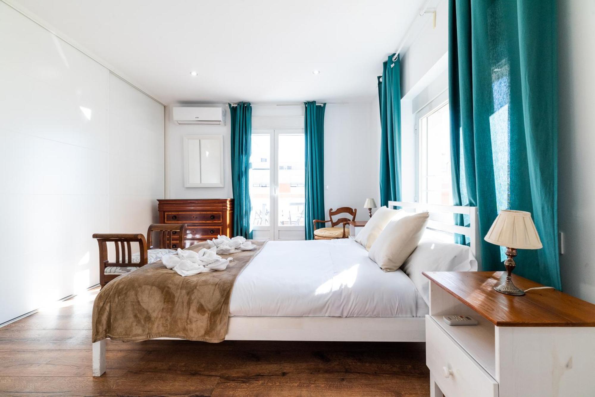 Apartamento Neptuno Atico, Con Terraza Granada