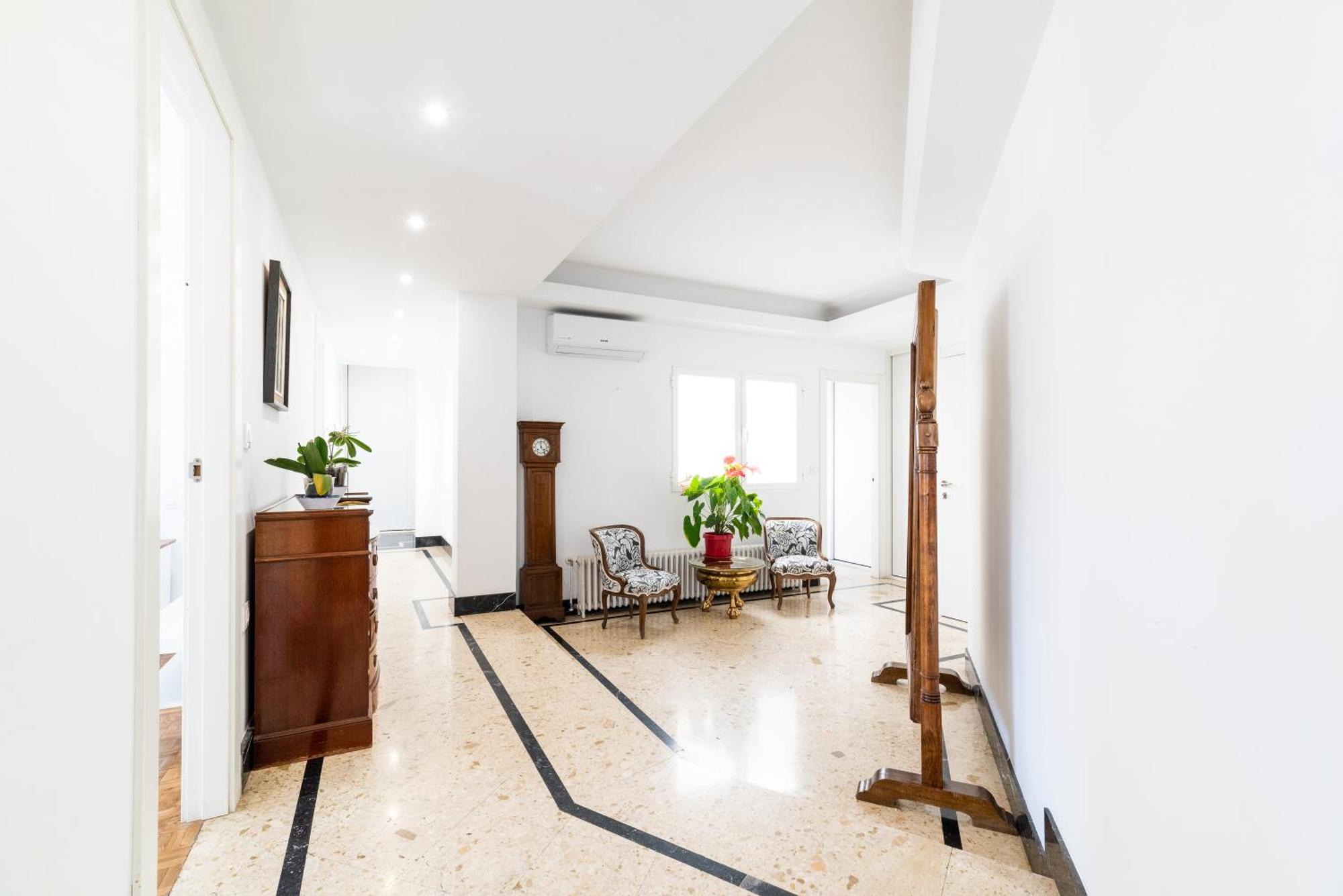 Neptuno Atico, Con Terraza Apartamento *