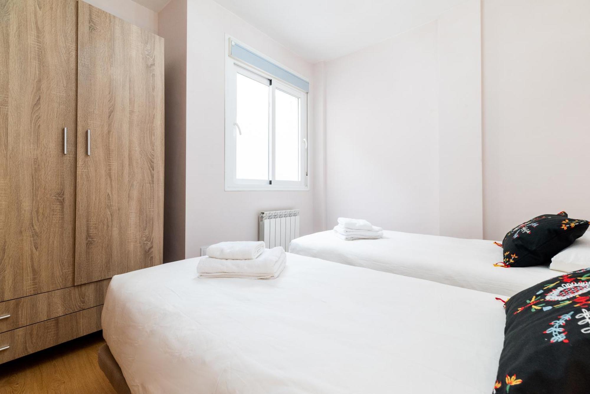 Apartamento El Generalife Cerca Centro Y Sierra Nevada Con Piscina Y Barbacoa Y Parking Gratis Granada