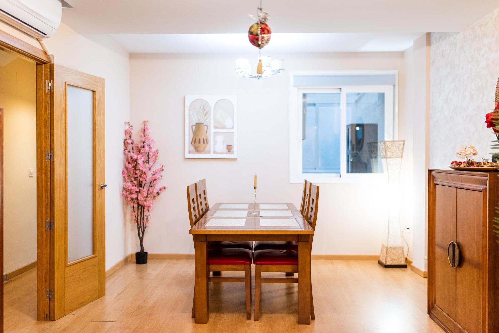 Apartamento El Generalife Cerca Centro Y Sierra Nevada Con Piscina Y Barbacoa Y Parking Gratis Granada