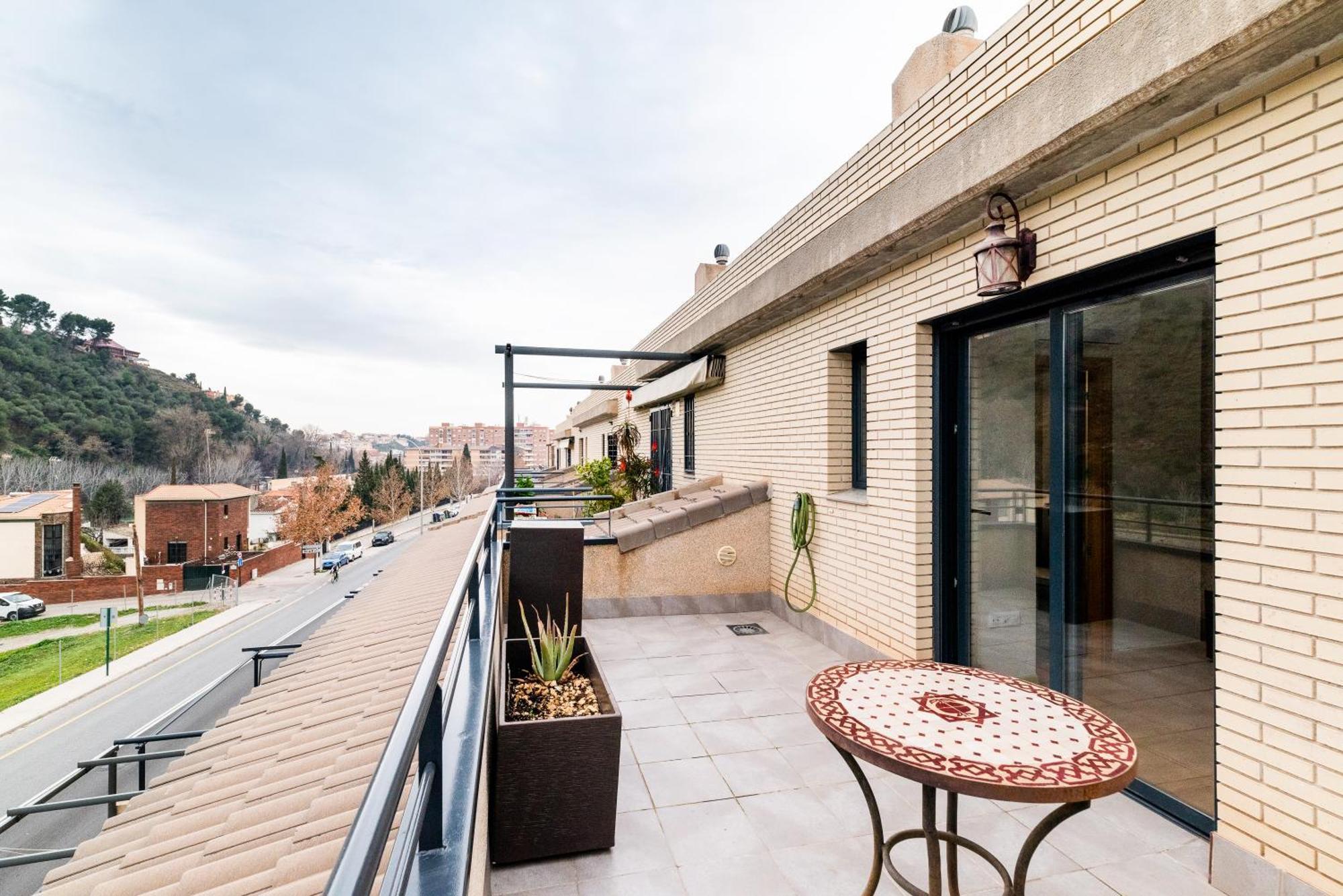 El Generalife Cerca Centro Y Sierra Nevada Con Piscina Y Barbacoa Y Parking Gratis Granada