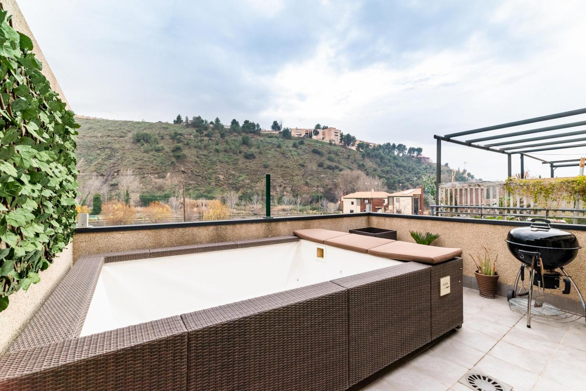 El Generalife Cerca Centro Y Sierra Nevada Con Piscina Y Barbacoa Y Parking Gratis * Granada