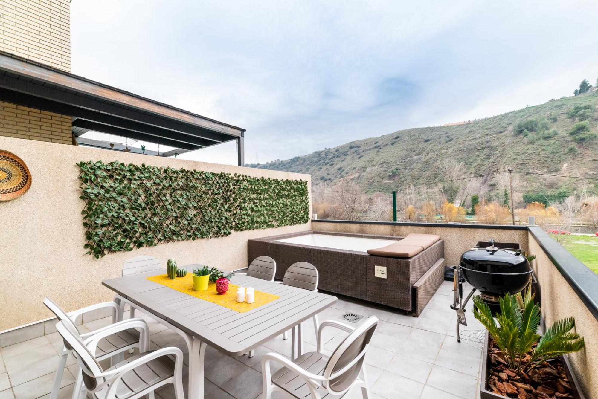 El Generalife Cerca Centro Y Sierra Nevada Con Piscina Y Barbacoa Y Parking Gratis * Granada