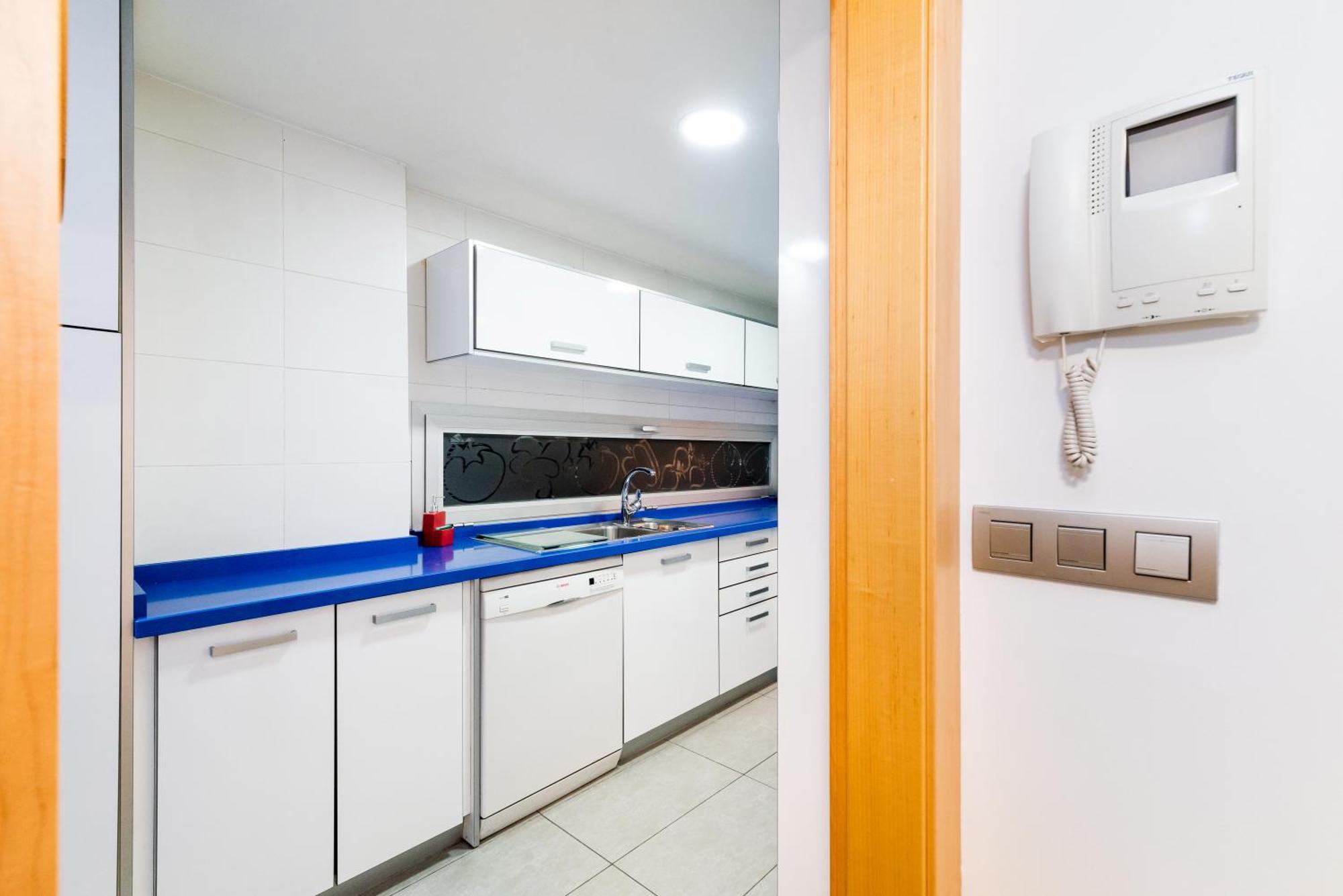 Apartment Tuguest Avenida De La Investigacion - Free Parking *