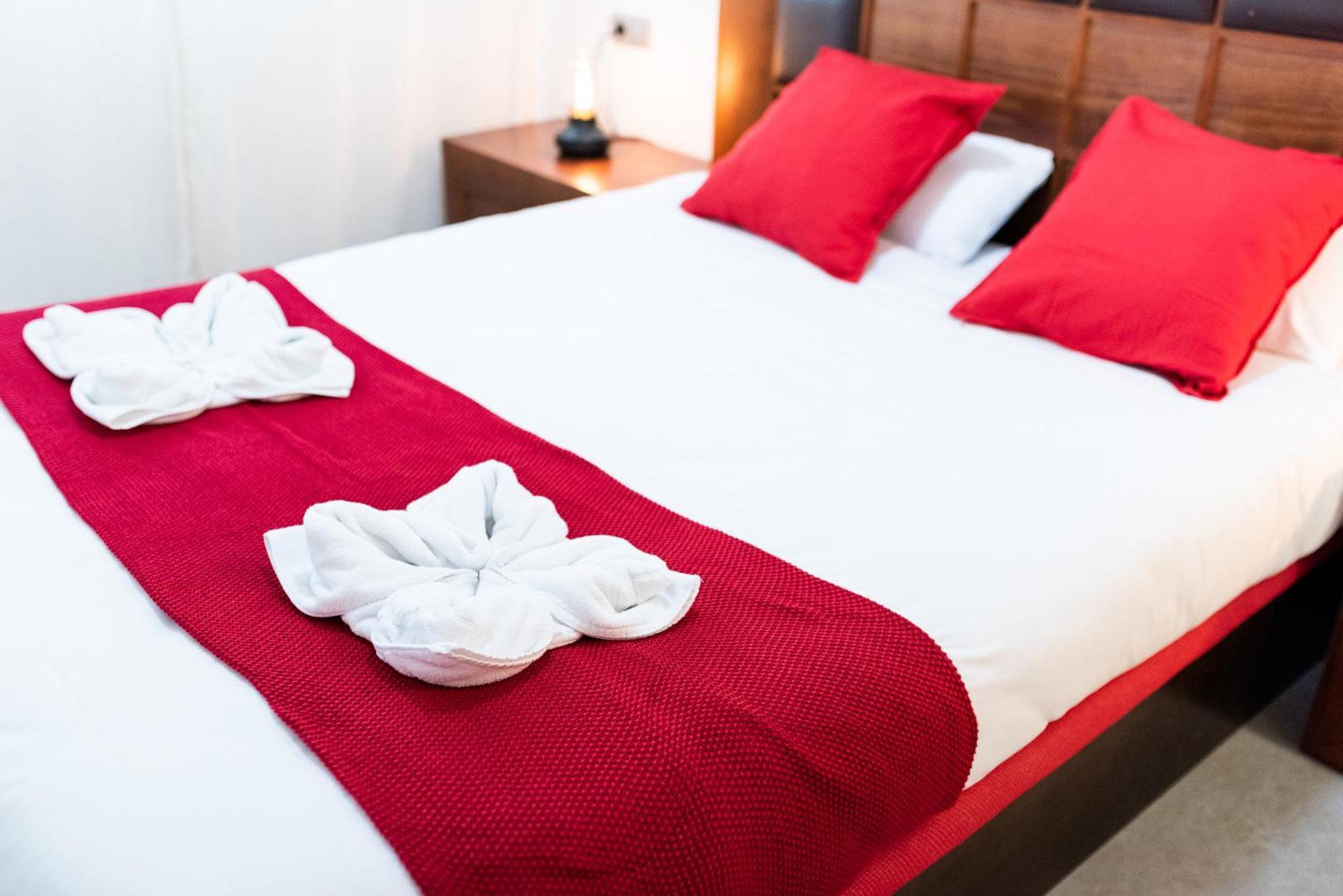 Apartment Tuguest Avenida De La Investigacion - Free Parking