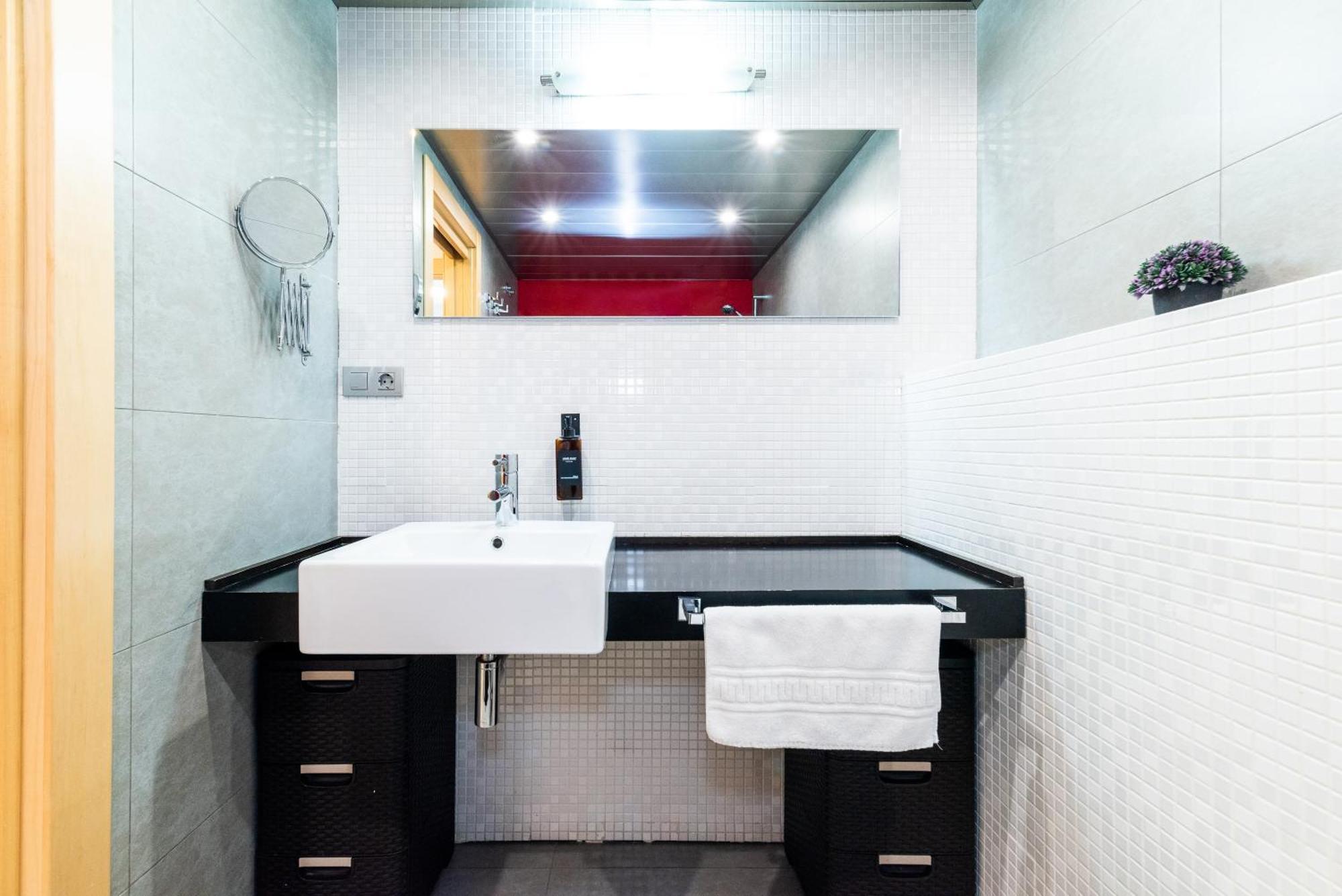 Tuguest Avenida De La Investigacion - Free Parking Apartment