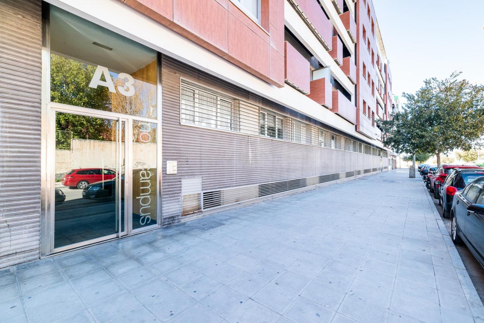 Tuguest Avenida De La Investigacion - Free Parking Apartment Granada