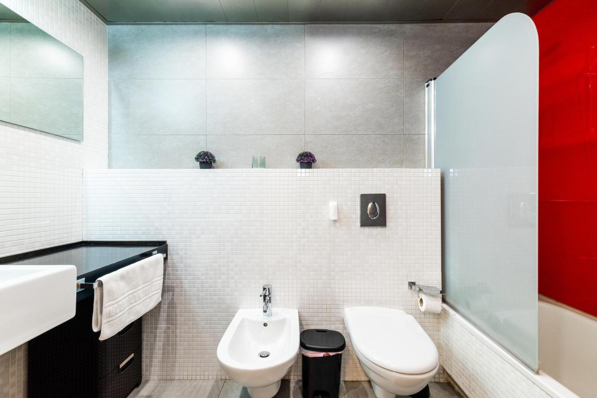 Tuguest Avenida De La Investigacion - Free Parking Apartment Granada
