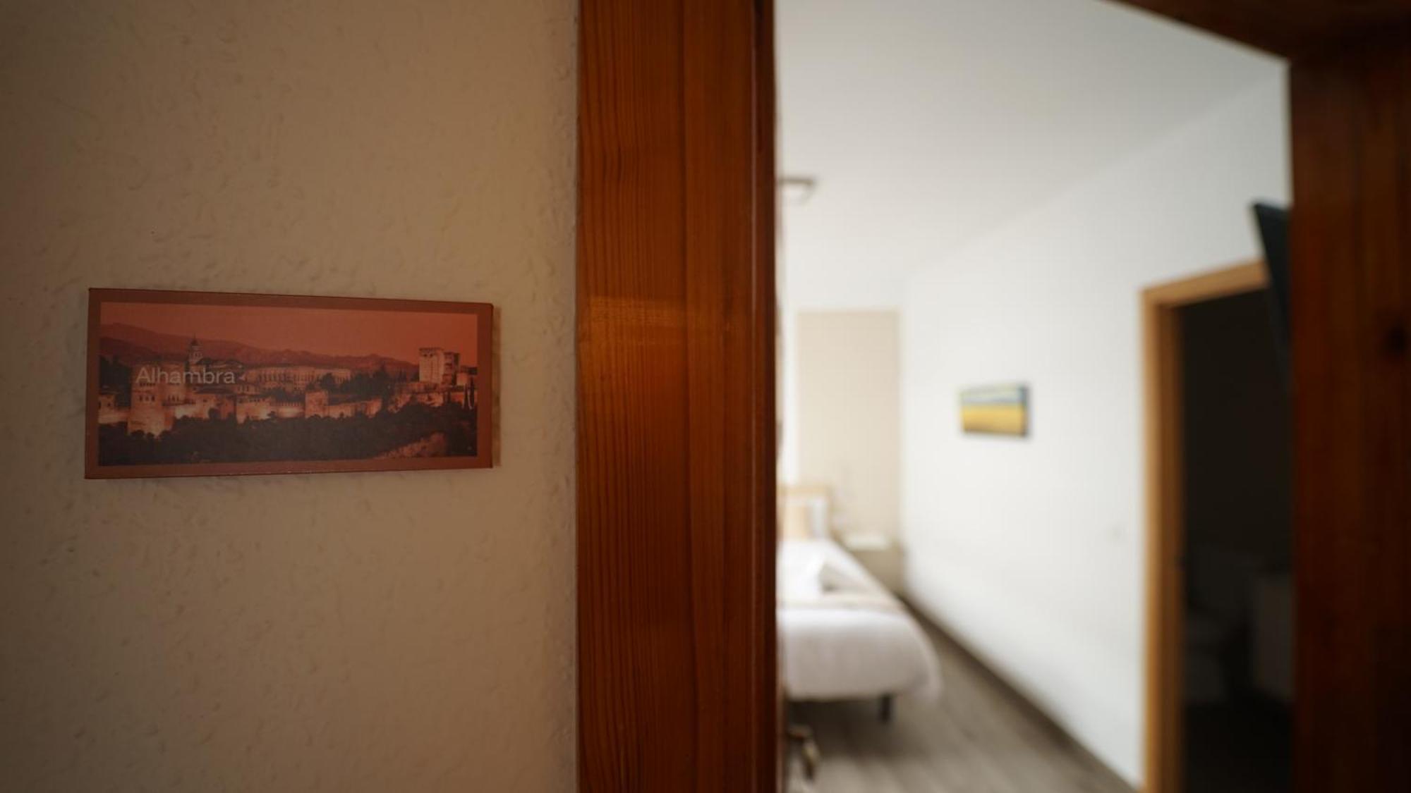 Homestay Carmen San Luis Albaicin, *