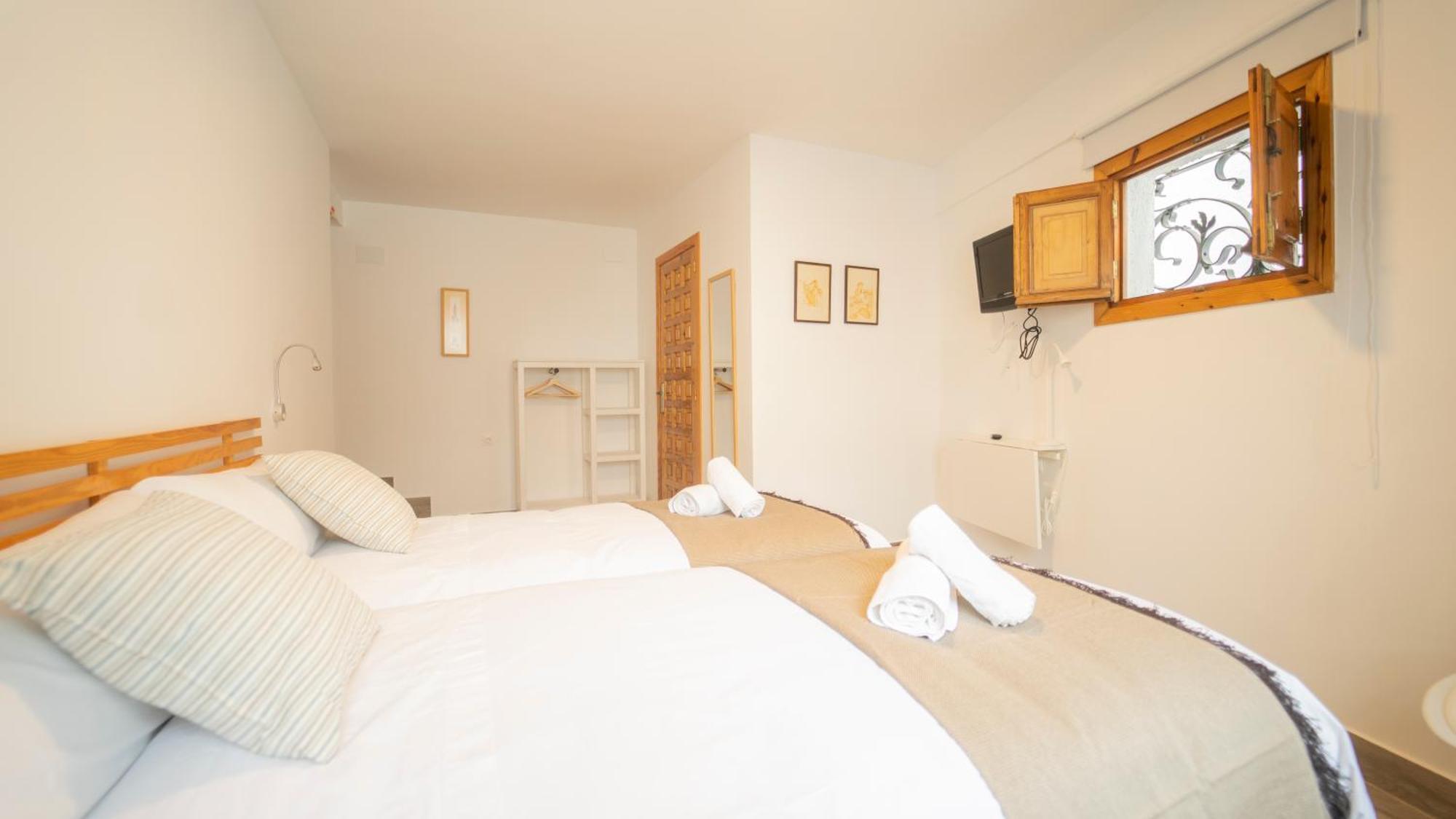 Homestay Carmen San Luis Albaicin, *