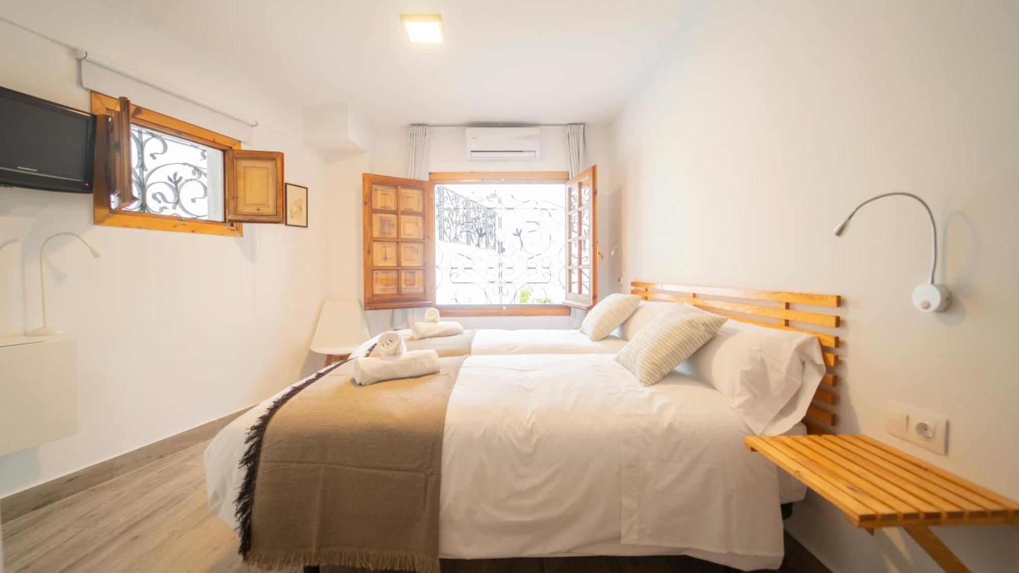 Homestay Carmen San Luis Albaicin, *