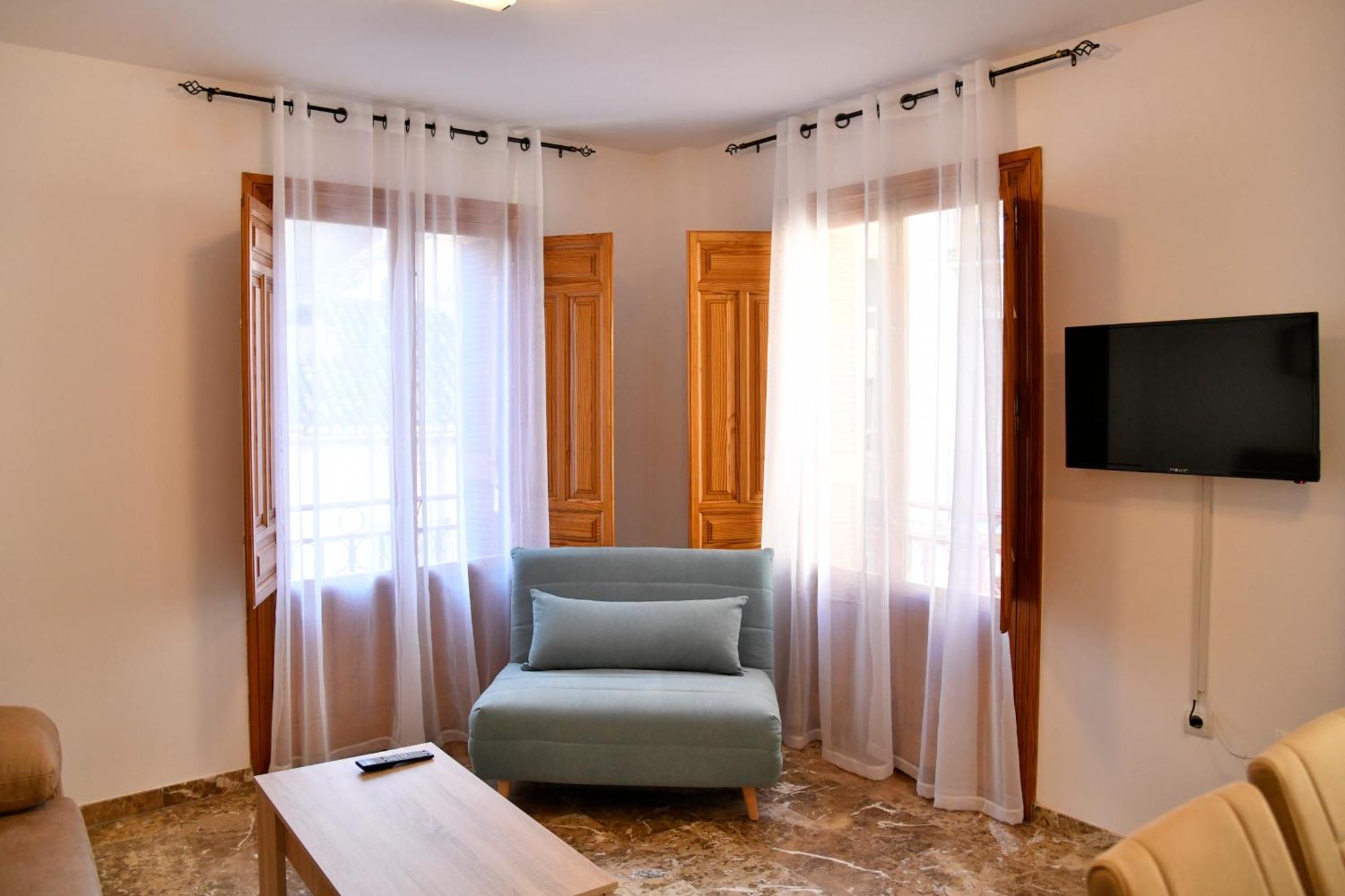 Alhambra.mesones 4 *
