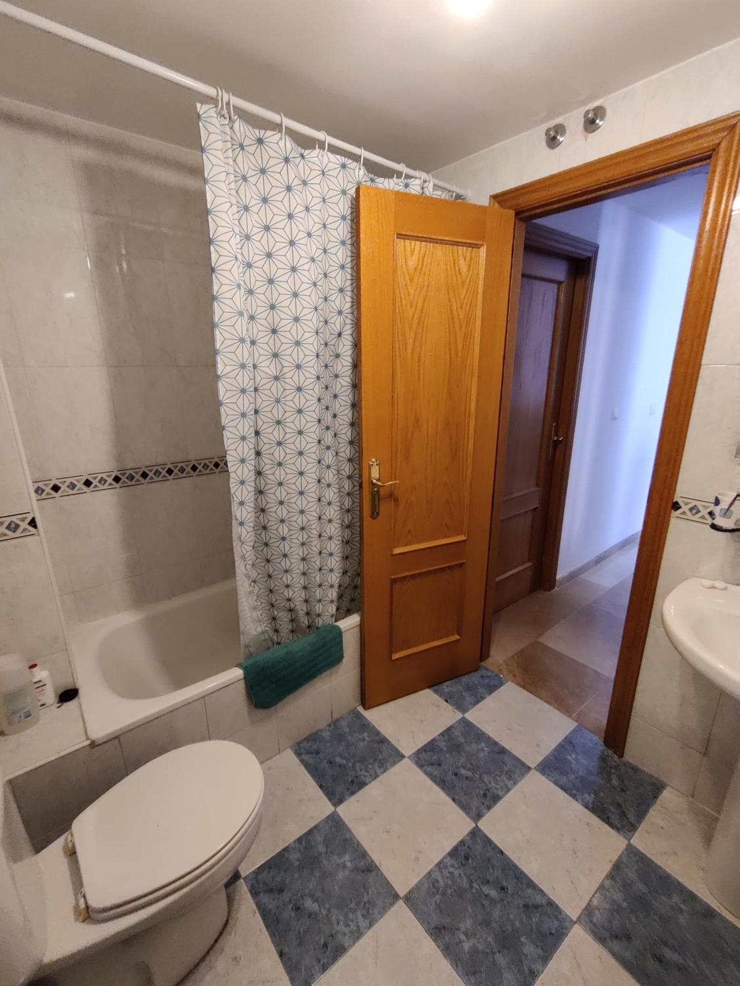 Apartamento, Piscina Y Parking Tico Medina Granada