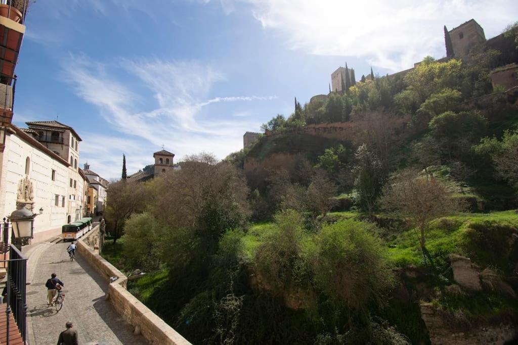 Apartamento Alhambra Enamora 2. Paseo De Tristes Views 1-b *