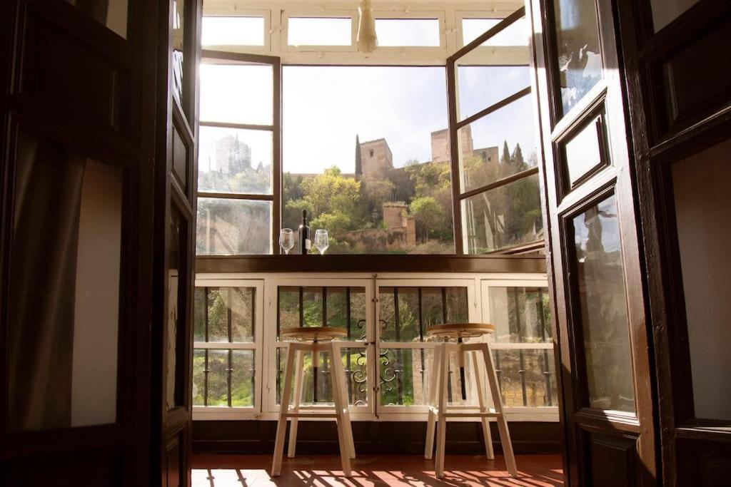 Alhambra Enamora 2. Paseo De Tristes Views 1-b Apartamento