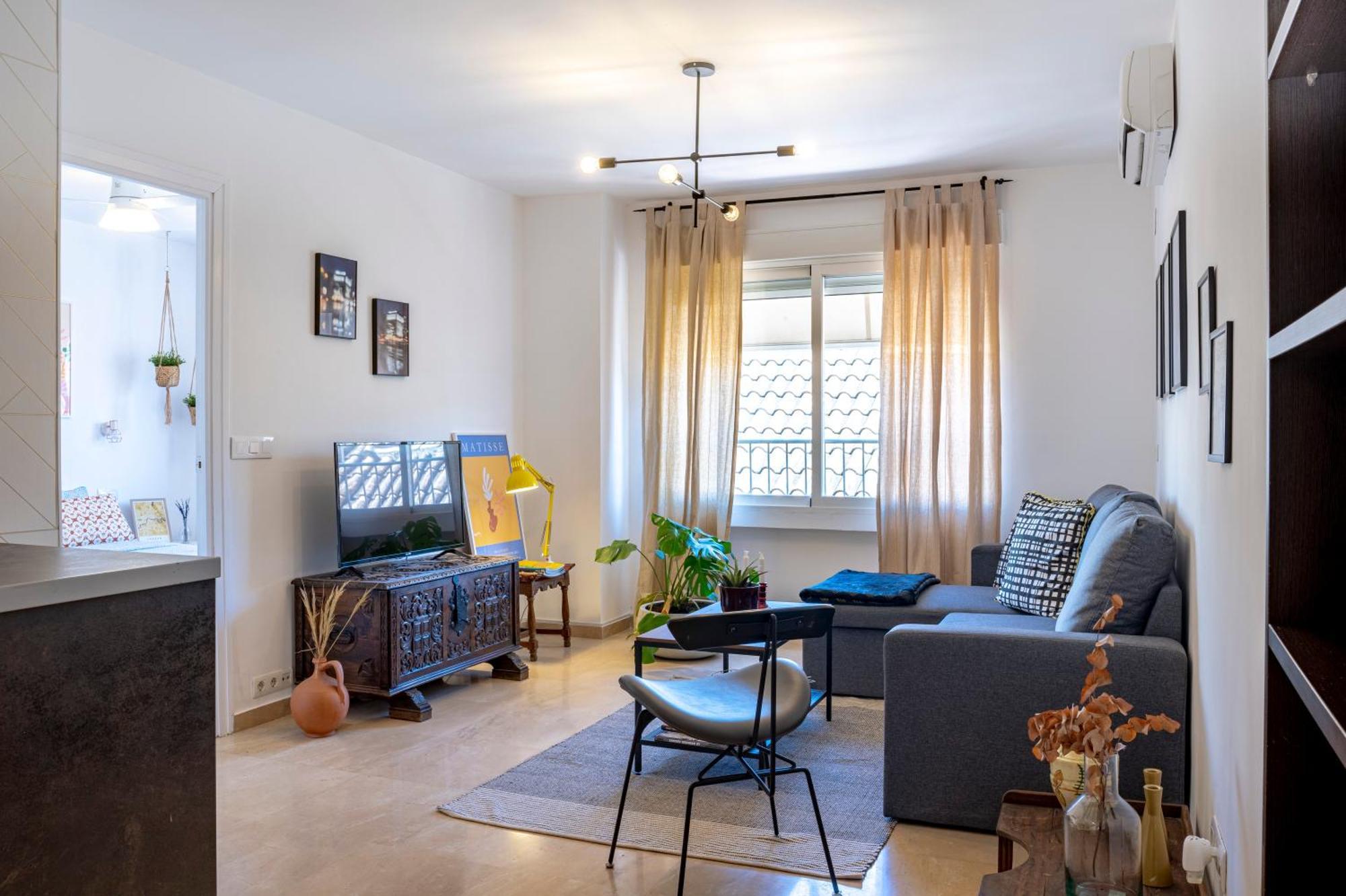 Apartment Mariana & Ganivet - Hostatel *