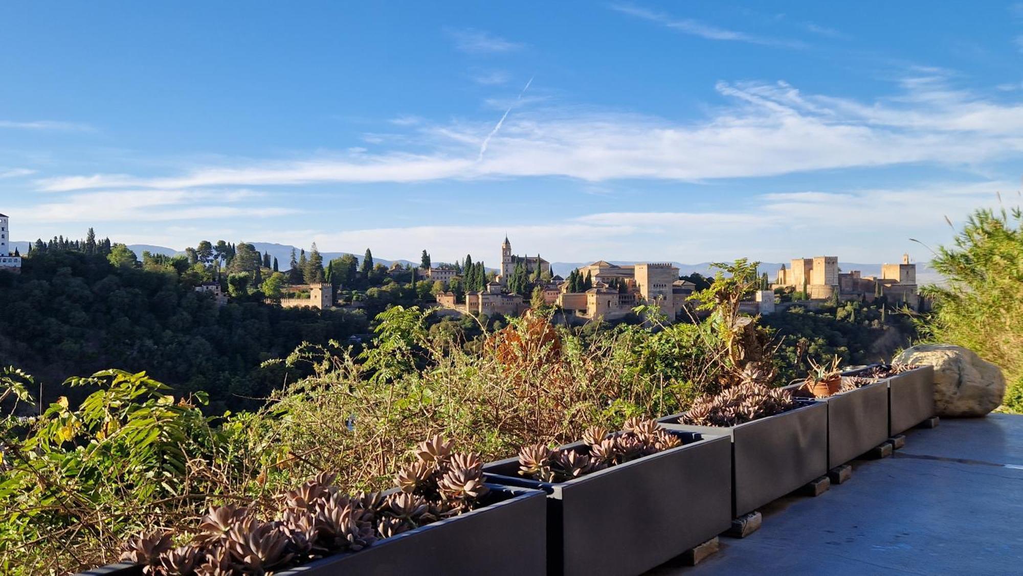 Casa Cueva Lujo Sacromonte Con Vistas Alhambra *